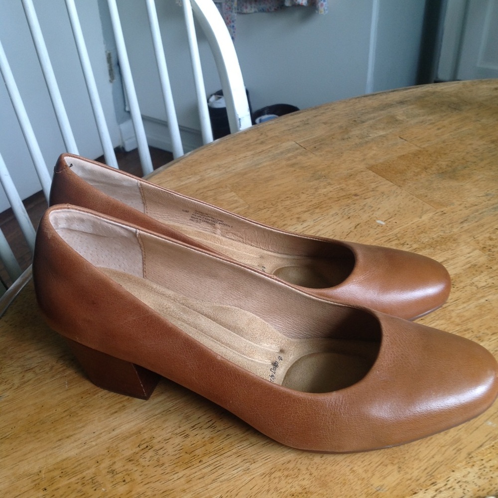 Pair of women's dress shoes